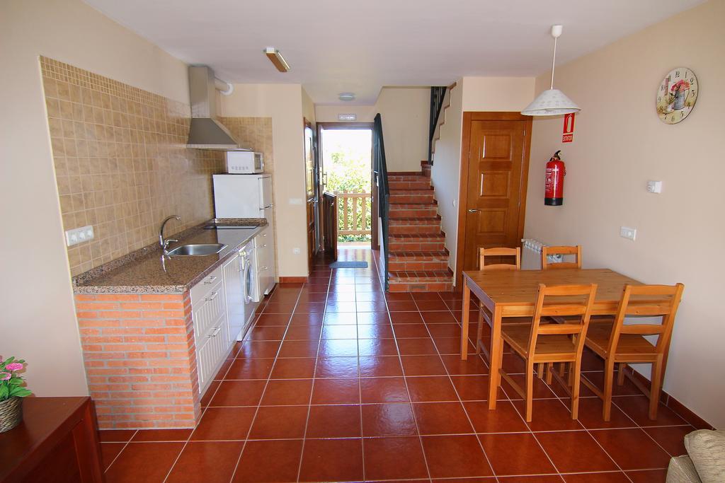 Apartamentos Rurales Senda Costera Hontoria Quarto foto
