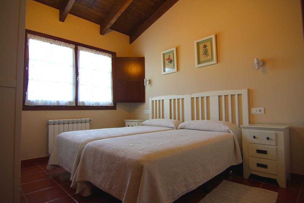 Apartamentos Rurales Senda Costera Hontoria Quarto foto